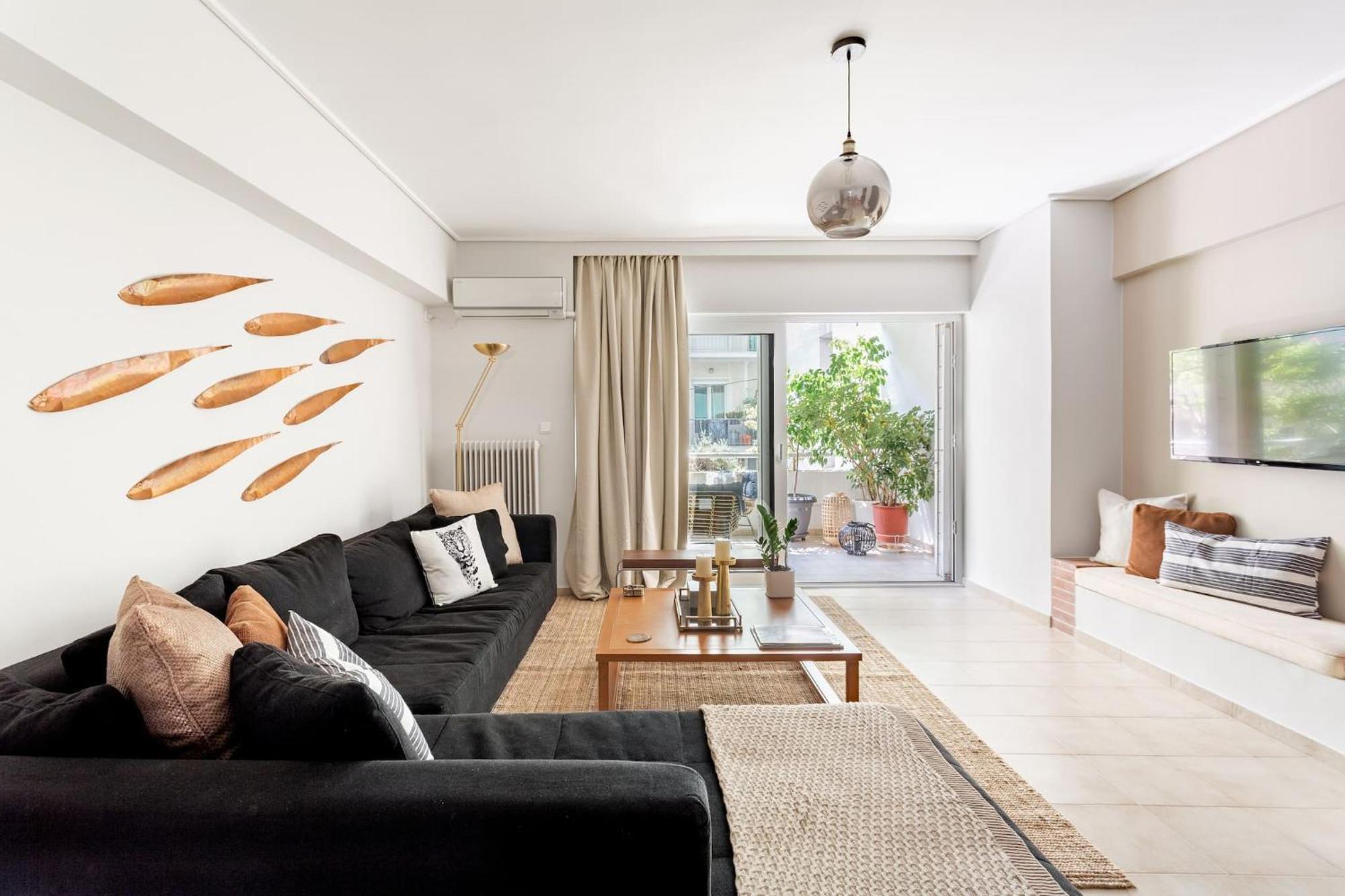 Fresh Detailed Stylish Apartment At Acropolis アテネ エクステリア 写真